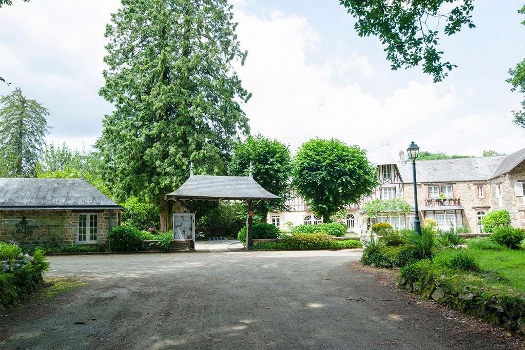 فندق Le Manoir Du Lys, The Originals Relais Bagnoles de l'Orne Normandie المظهر الخارجي الصورة