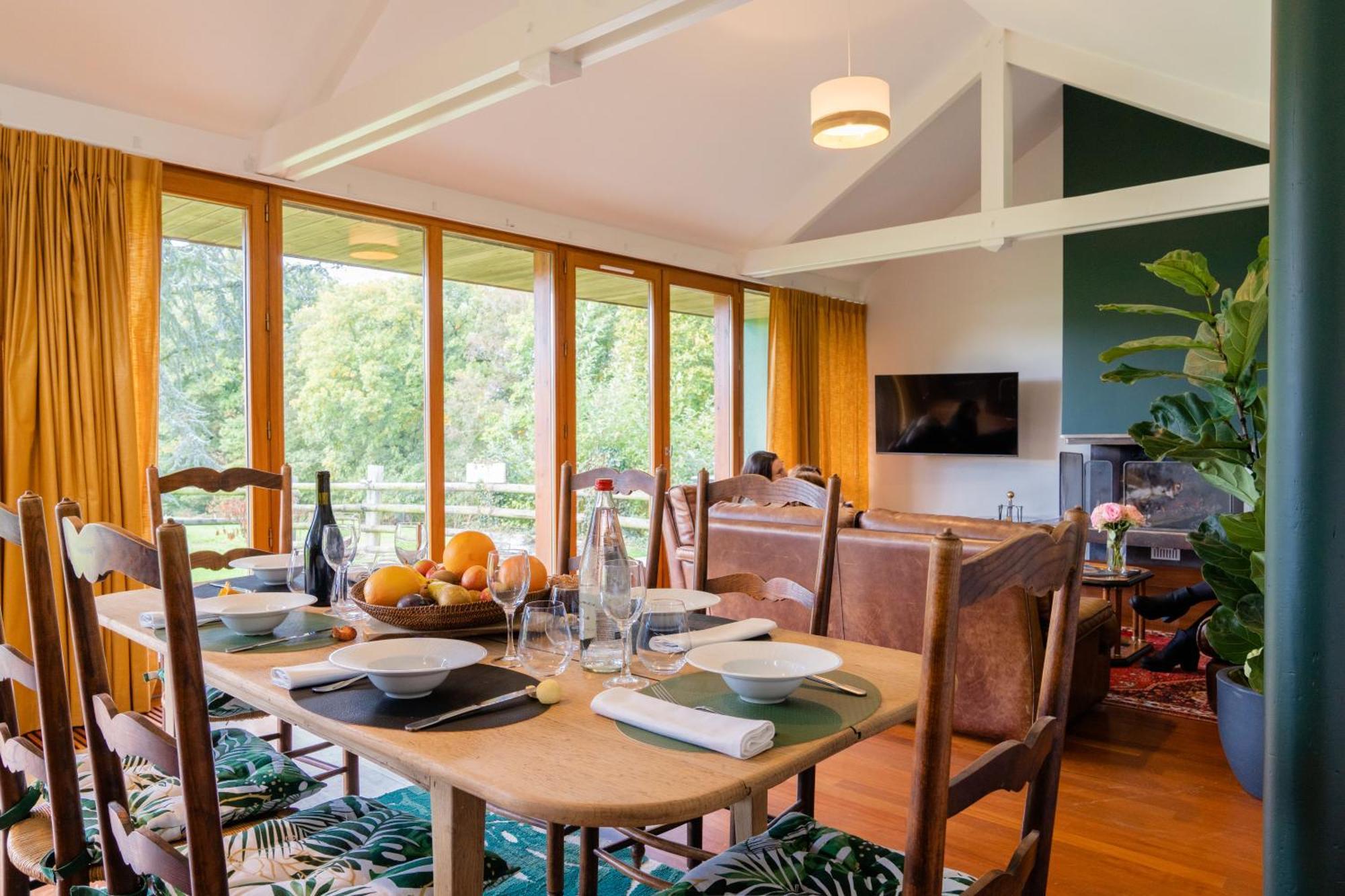 فندق Le Manoir Du Lys, The Originals Relais Bagnoles de l'Orne Normandie المظهر الخارجي الصورة