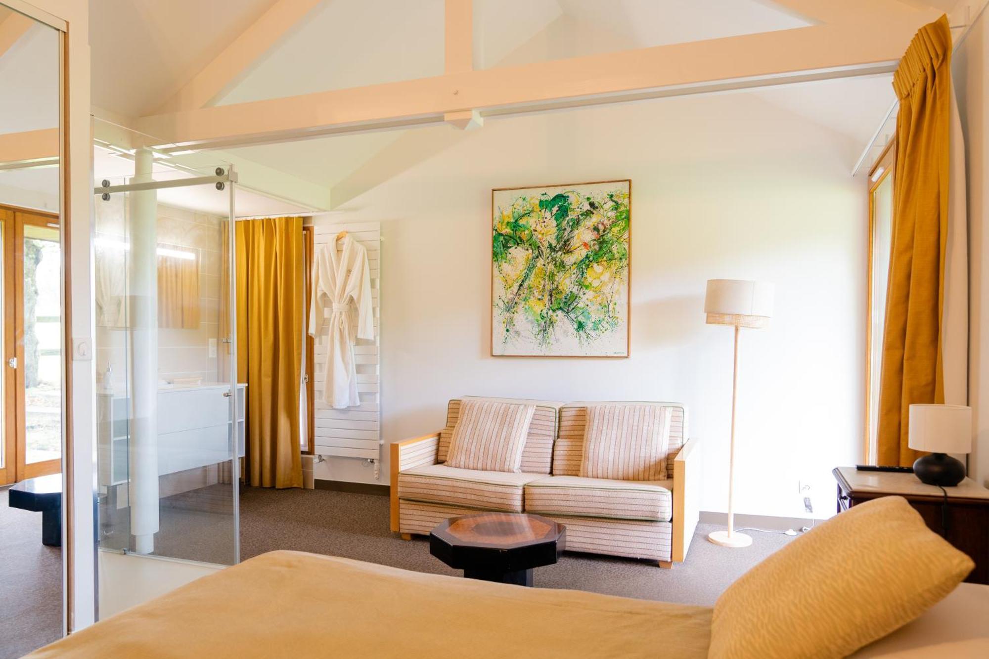 فندق Le Manoir Du Lys, The Originals Relais Bagnoles de l'Orne Normandie المظهر الخارجي الصورة